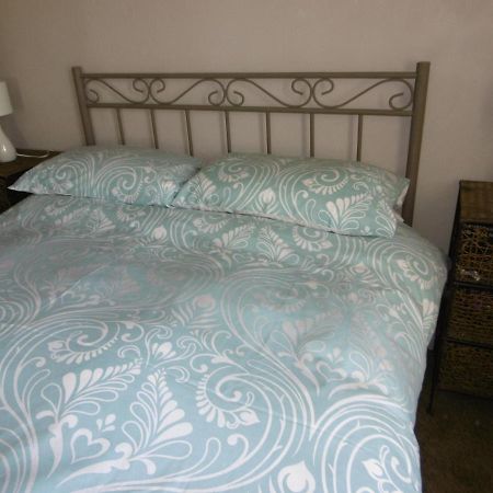 Le Chat Qui Peche B&B Châteauneuf-la-Forêt Εξωτερικό φωτογραφία