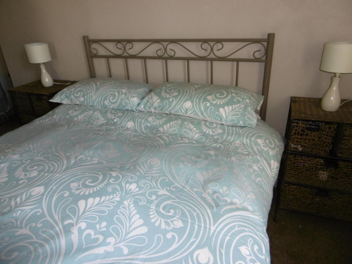 Le Chat Qui Peche B&B Châteauneuf-la-Forêt Εξωτερικό φωτογραφία
