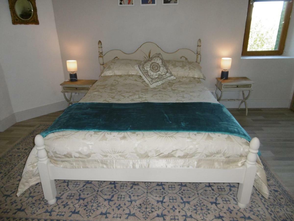 Le Chat Qui Peche B&B Châteauneuf-la-Forêt Εξωτερικό φωτογραφία